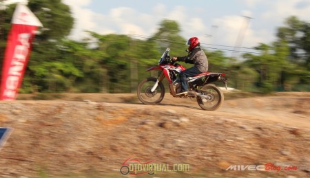 Test Ride CRF250 Rally - Batam
