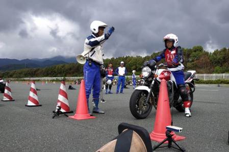 Kompetisi Safety Riding Honda (3)